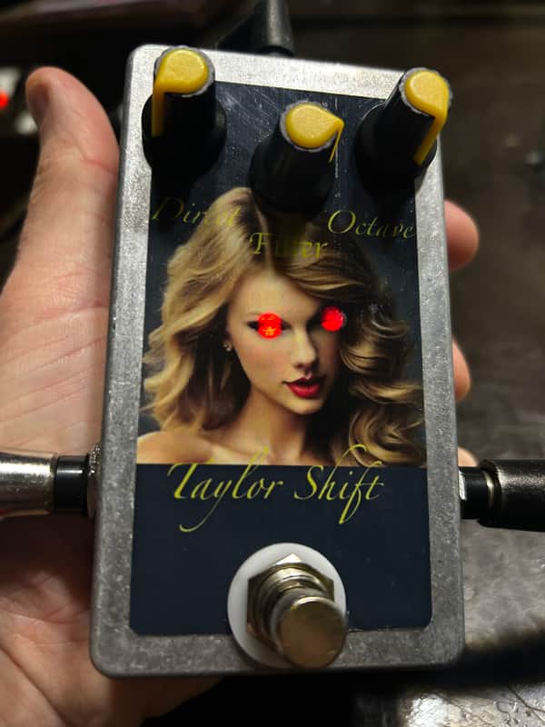 CELEBRITY PEDALS Taylor Shift Octave + Low Pass Filter (Handmade and Analog) image 1