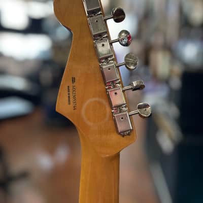 Fender Vintera II '60s Stratocaster with Rosewood Fretboard 3-Color Sunburst  #MX23053744  7 lbs. 9.2oz image 9
