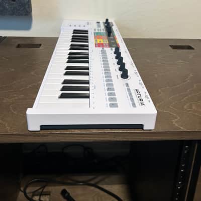 Arturia KeyStep Pro 37-Key MIDI Controller 2020 - Present White image 6