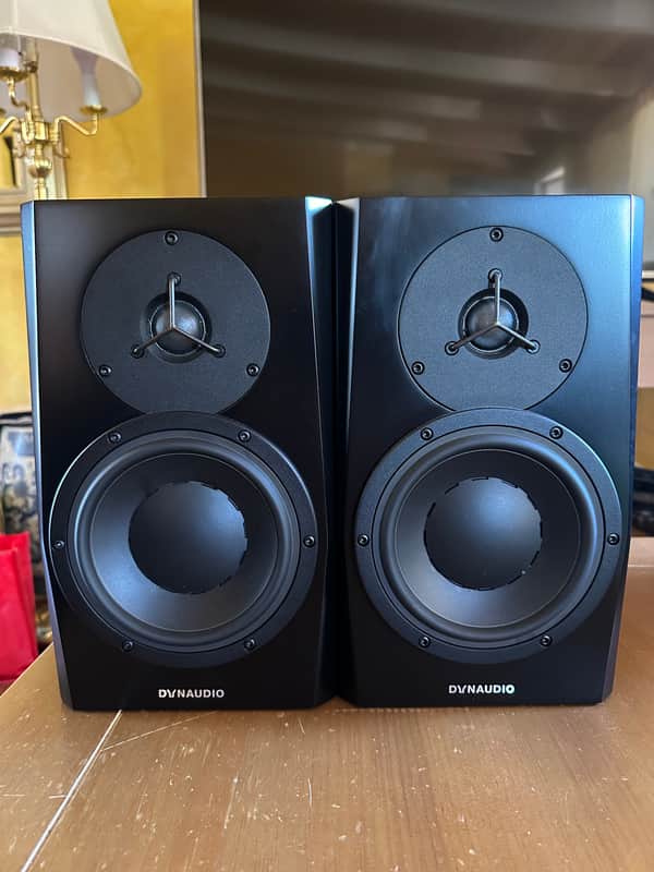 Dynaudio LYD 7 Active Nearfield Studio Monitor (Pair) 2016 - 2019 - Black image 1