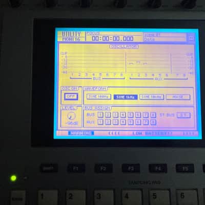 Yamaha AW4416 Professional Audio Workstation 16-Track Digital Recorder 2000s - Silver image 6