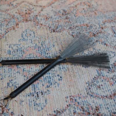 Wincent Brushes - Retractable - Steel Wire image 2