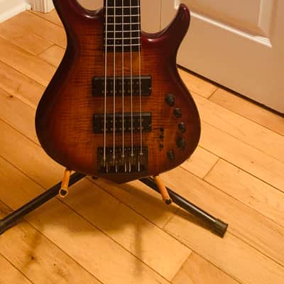 Sire 2nd Generation Marcus Miller M7 5-String Left-Handed