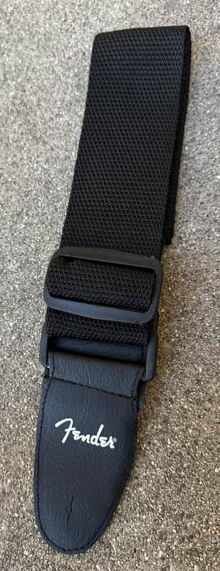 Fender 2" Black Poly Strap with White Logo 2016 - White image 1