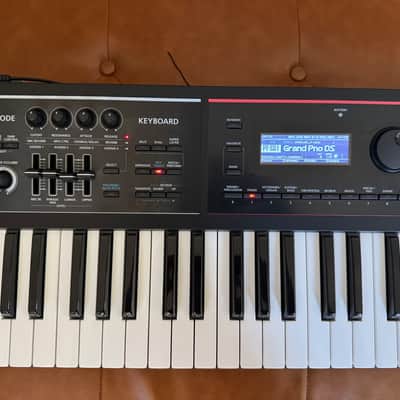 Roland Juno DS76 Synthesizer 2018 - Present - Black image 2
