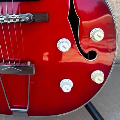 Epiphone EA-250 with Trapeze Tailpiece image 5