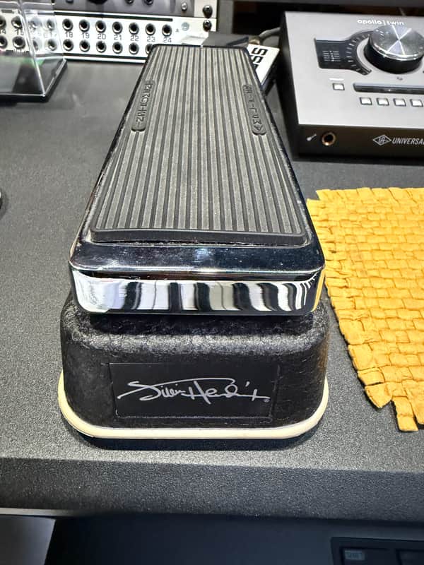 Dunlop JH-1B Jimi Hendrix Signature Cry Baby Wah | Reverb