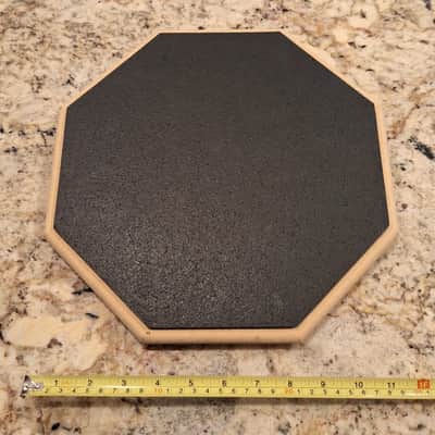 Evans 12 inch RealFeel 2-sided practice pad with Vic Firth 5B Drum Sticks Lot 82-668 image 2