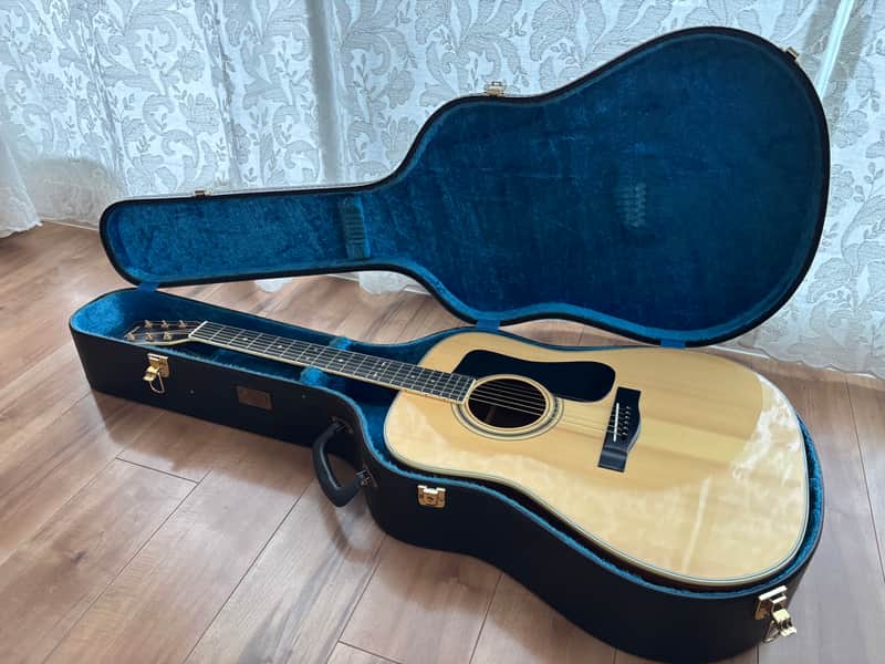 Yamaha FG-301B Jumbo Dreadnought