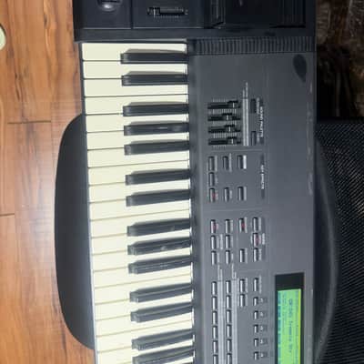 Roland XP-60 61-Key 64-Voice Music Workstation Keyboard 1998 - 2003 - Black image 3