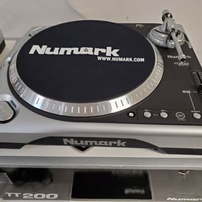 NUMARK TT-200 Hi Torque Direct Drive Turntables With Manuals