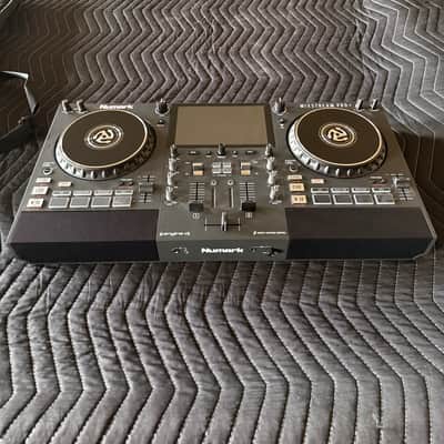 Numark Mixstream Pro+ 2-Channel Standalone Streaming DJ Console Present Black image 3