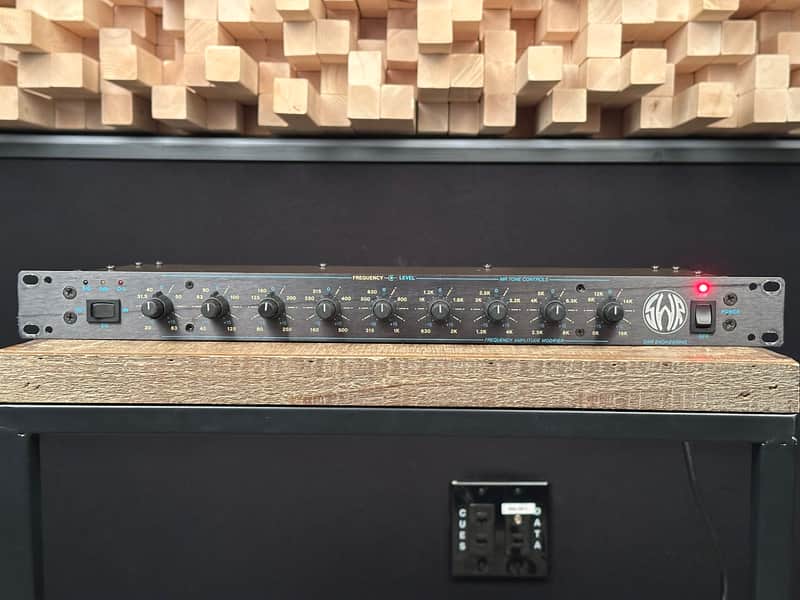 SWR Mr. Tone Controls 1980s. 9 Band Parametric Equalizer for Bass. image 1
