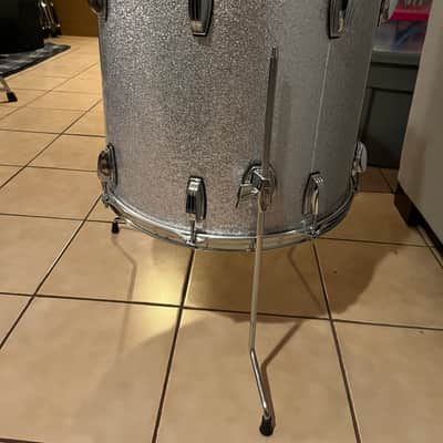 Ludwig LF868 Classic Maple 16x18" Floor Tom 1998 - Present - Silver Sparkle image 4