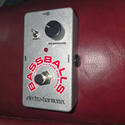 Electro-Harmonix Bassballs Nano Twin Dynamic Envelope Filter Pedal