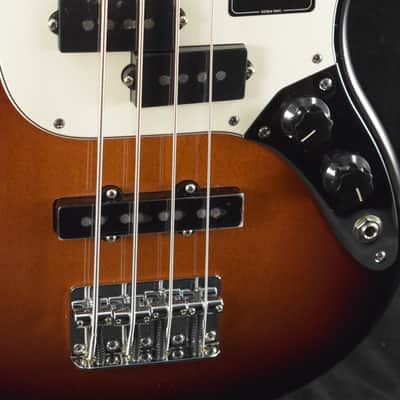 Fender Player II Mustang Bass PJ 3-Color Sunburst Maple Fingerboard image 3