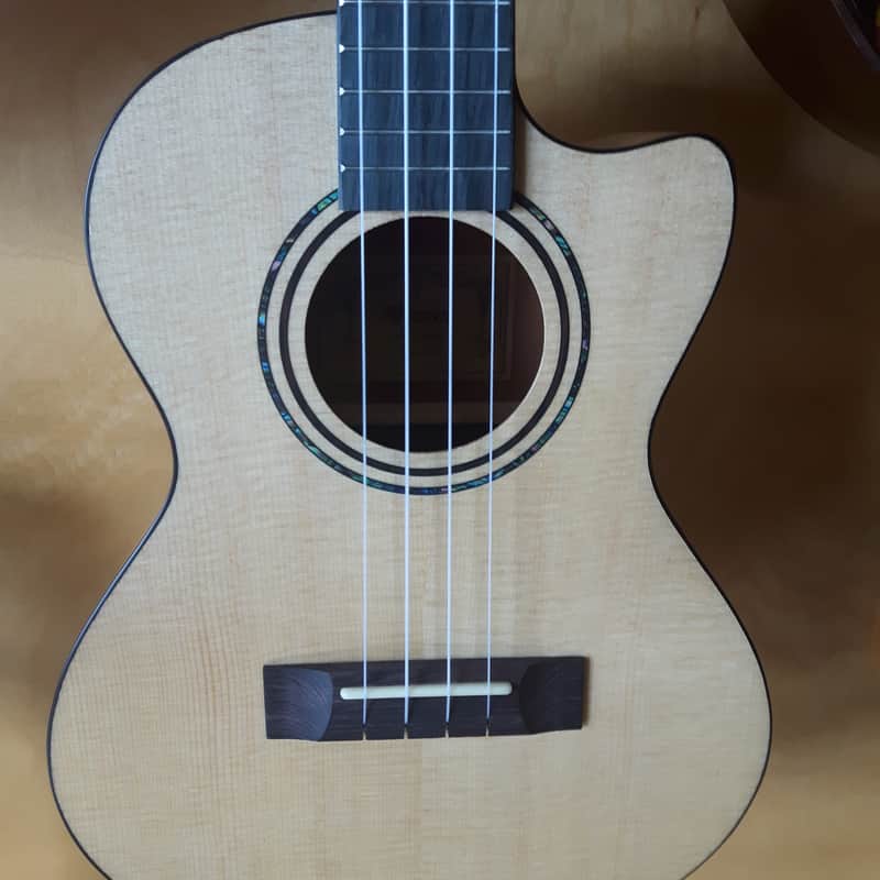 New Alvarez RU26TCE Tenor Ukulele W/ Cutaway+Pickup image 1