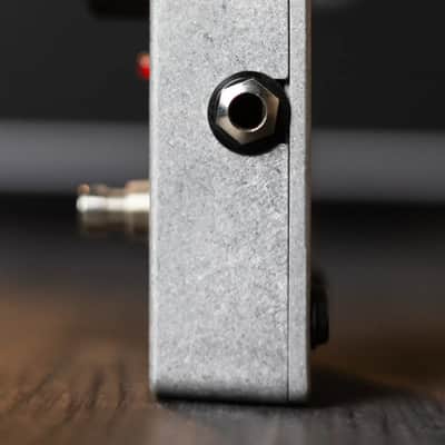 Electro-Harmonix Signal Pad Passive Attentuator - Used image 3