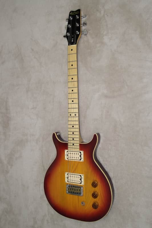 1982 Washburn SB-8 T-Bird Deluxe Cherry Burst Wing Series MIJ