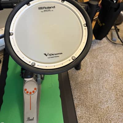 Roland TD-17KVX V-Drum Kit with Mesh Pads + Vic Firth sticks + TAMA iron cobra hi hat stand + Pearl P930 kick drum pedal imagen 6