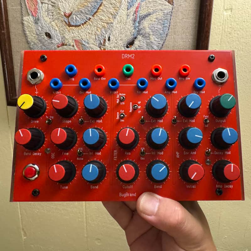 Bugbrand DRM2 2020 - Red image 1