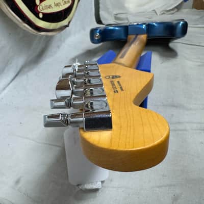 Fender American Professional II 2 Stratocaster Guitar with Case 2021 - Dark Night / Maple neck image 25