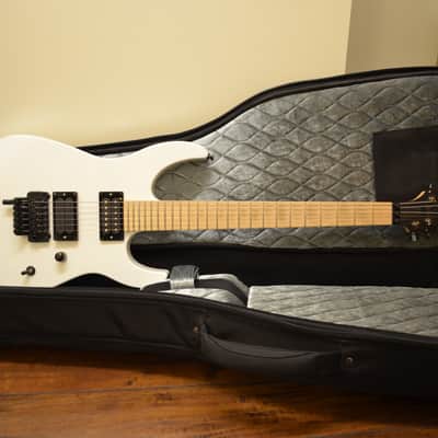 Caparison Dellinger MJR (Michael J. Romeo) Signature 2015 White image 1