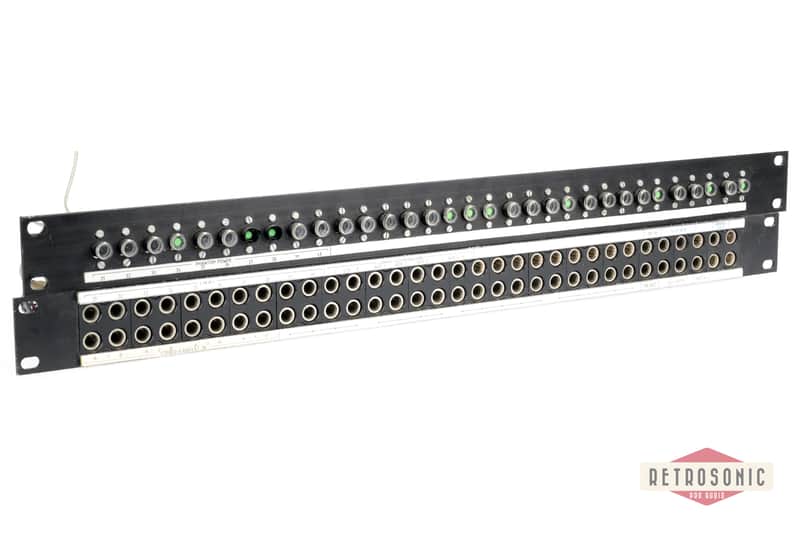 Switchcraft  2x32 Way Patchbay XMT334B + 32 Button Switch panel image 1