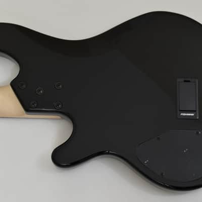 Lakland Skyline 44-02 Deluxe Bass in Three Tone Sunburst image 6