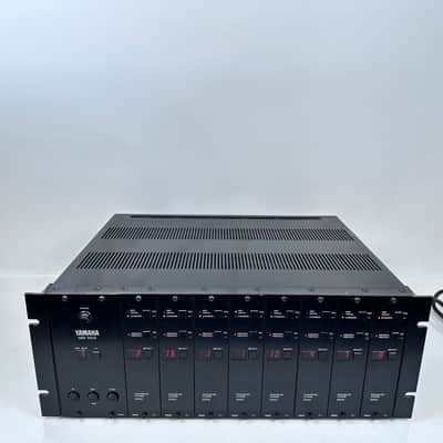 Yamaha TX816 FM Synth Rack (x8 DX7 MIDI Modules)