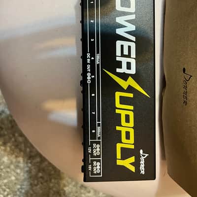 Donner DP-1 Power Supply Powers 10 Pedals image 3