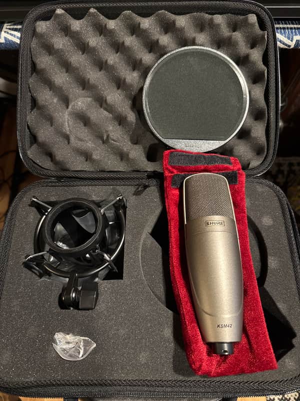 Shure KSM42 / SG Medium Diaphragm Cardioid Condenser Microphone 2010 - Present - Champagne image 1