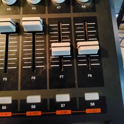 Akai MPK49 with hard case image 3