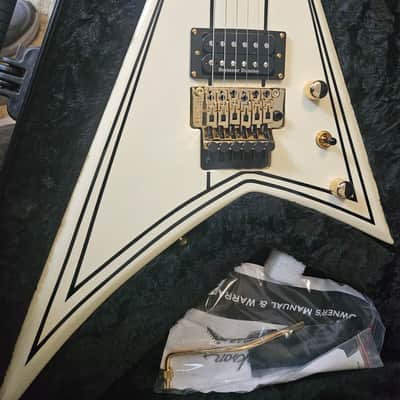 Jackson X Series RRXMG Rhoads 2012 - 2016 - White with Black Pinstripes image 13