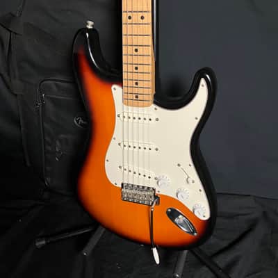 Fender California Series Stratocaster  - Sunburst - Made in USA 1997 image 5