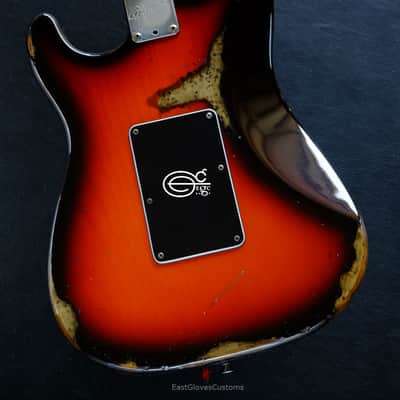 Fender Stratocaster American Plus Sunburst Floyd Rose Bridge Maple Heavy Aged Relic (Rare) image 7