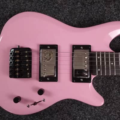 Alp Leaf 100 headless travel eletric guitar Pink image 5