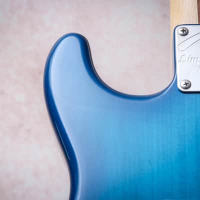 FENDER MIJ Hellecasters Limited Edition '97 Jerry Donahue Stratocaster "Sapphire Blue Transparent + Maple" (1997) image 17