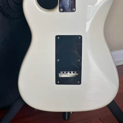 USA G&L Legacy  2008 - Olympic White Pearl image 9