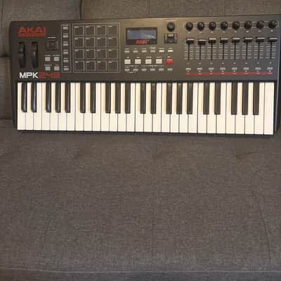 Akai MPK249 2014 - Present - Black
