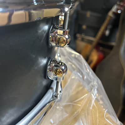 Pearl HEP1450 14 x 5 Inches Hybrid Exotic Snare Drum - VectorCast image 4