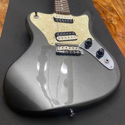 Squier Paranormal Super-Sonic  - Graphite Metallic image 6