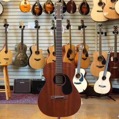 Martin 000 Jr-E All-Sapele Acoustic-electric Guitar w/Padded Gig Bag image 4