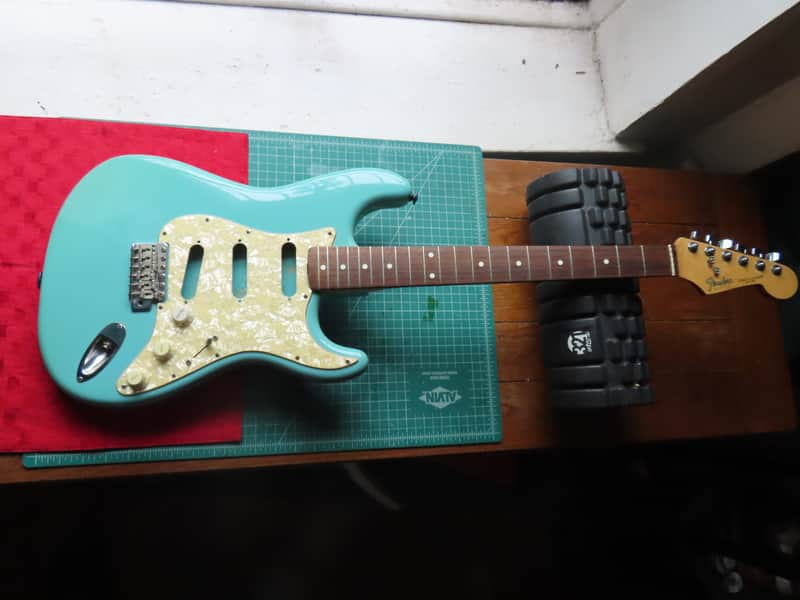 Fender Stratocaster 1986 - Daphne Blue - unloaded image 1