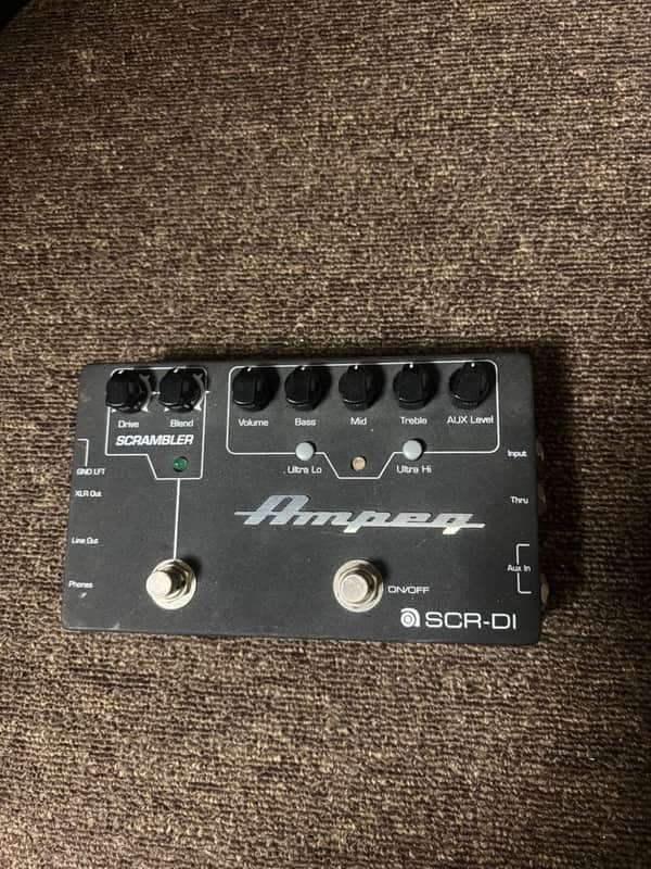 Ampeg SCR-DI