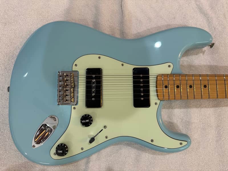 Fender Noventa Stratocaster