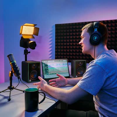 Mackie Creator Bundle image 2