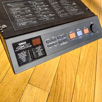 Yamaha QX21 Digital Sequence Recorder 1980s - Black