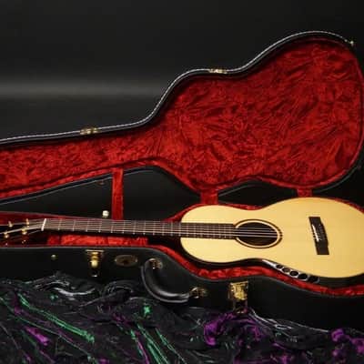 Ryan Ryan Abbey Grand Parlor 2011 - Natural Gloss image 1