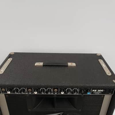Peavey KB300 BW 300-Watt 1x15" Keyboard Amplification System with Horn 1980s - Black image 13